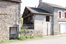 Maison 60 m² - 4 pièces - 2 Chambres - Grange 35 m² sur parcelle Non attenante de 353 m² -  SAINT HILAIRE LA TREILLE (87)