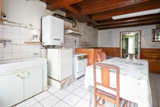 Maison de Ville sur deux niveaux - 3 pièces - 2 chambres  - Dépendance - Garage - Terrain 609 m²  - 87210 LE DORAT