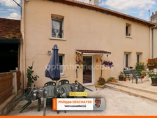 Maison de Village de 142 m² - 6 pièces - 4 chambres - Grange / Gararge - sur parcelles de 1935 m² - MAGNAC LAVAL (87190)