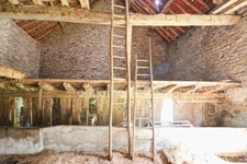 GRANGE en PIERRE de 170 M² sur terrain 3075 m² -  SAINT HILAIRE LA TREILLE (87)