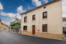 Maison Individuelle de  Centre Bourg - 5 pièces  - 4 chambres - Terrain de 505 m² - MAGNAC LAVAL   (87) 