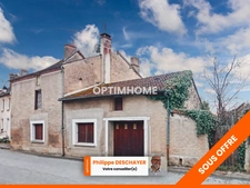 Maison de centre bourg - 116 m² - 6 Pièces - 4 chambres - Garage - Terrasse et Jardin - Terrain Non attenant 455m² - MAGNAC LAVAL 
