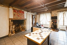 Maison de charme  de 104 m² - 4 pièces - 3 chambres ave cour et garage -  MAGNAC LAVAL (87)