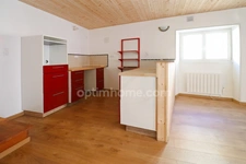 Maison de Village entièrement Rénovée de 75 m² - 3 chambres - 4 PIECES - MAGNAC LAVAL (87190)