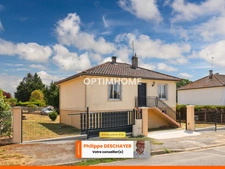 Maison Individuelle sur sous-sol de 65 m² environ - 4 pièces - 1 voir 2 Chambres - Garage -Parcelle 700 m² -MAGNAC LAVAL (87)