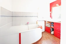 Maison en Pierre de 140 m² environ - 5 Pièces -3 Chambres + Grange sur terrain de 941 m² - CROMAC (87)