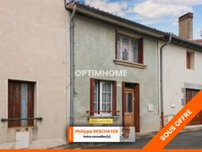 Maison de Ville sur deux niveaux - 3 pièces - 2 chambres  - Dépendance - Garage - Terrain 609 m²  - 87210 LE DORAT