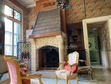 Très belle maison de  8 pièces CREPY (02)