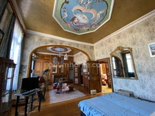 Très belle maison de  8 pièces CREPY (02)