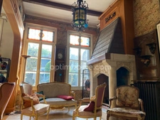 Très belle maison de  8 pièces CREPY (02)