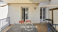 VICHY (03) - For sale - Penthouse apartment - 5 rooms + enclosed garage