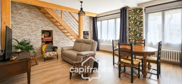 LE MONTET / 03 - Maison de village - 110 m² avec jardin