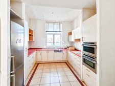 VICHY / OPERA (03) - FOR SALE - 166 m² apartment + cellar