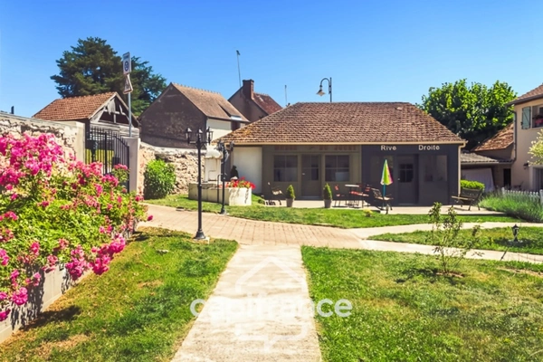 GÎTE & CHAMBRES D’HÔTES AU CŒUR DE LA FORÊT DE TRONÇAIS – PROPRIÉTÉ DE CHARME – MEAULNE-VITRAY (03)