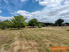 Terrain à bâtir de 1 207 m² à Maimbeville (60) – Garage existant – Environnement calme
