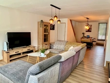 Maison familiale : 5 chambres, près de 80 m² de pièce de vie, une terrasse de 60 m² et un jardin de plus de 975 m² à Moulins-Saint-Hubert (55) Proche Belgique et Luxembourg