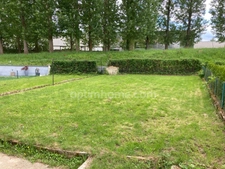 Maison individuelle rénovée – 2 chambres + bureau / chambre d’appoint – Jardin, garage et sous-sol complet – Charleville-Mézières