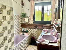 Belle maison familiale individuelle, 7pièces, 4 chambres, très soignée sur terrain paysager dans un cadre idyllique à VILLERS DEVANT MOUZON (08)