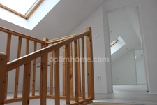 Maison individuelle rénovée sur sous-sol, très lumineuse, 4 chambres possibles, sur terrain de 909m² - La Francheville (08).