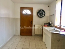 Maison individuelle – vie de plain-pied – 5 chambres + bureau, grenier aménageable et studio indépendant – Fort potentiel à Bazeilles (08), proche Belgique