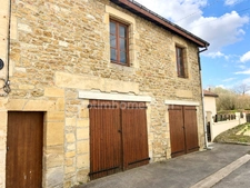Maison Individuelle de plain-pied, 3 Chambres avec beau Terrain Arboré et dépendances, proche de la Belgique à Autrecourt et Pourron (08)
