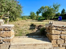 Maison familiale : 5 chambres, près de 80 m² de pièce de vie, une terrasse de 60 m² et un jardin de plus de 975 m² à Moulins-Saint-Hubert (55) Proche Belgique et Luxembourg
