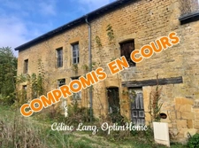 Maison à rénover de 10 pièces sur terrain de 2500 m² à OMICOURT (08)