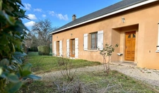 Maison individuelle – vie de plain-pied – 5 chambres + bureau, grenier aménageable et studio indépendant – Fort potentiel à Bazeilles (08), proche Belgique