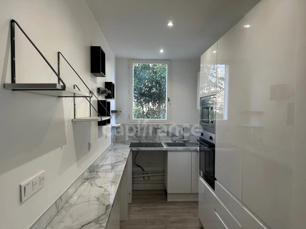 Dpt Yvelines (78), à vendre MAISONS LAFFITTE appartement T4 de 100 m²  