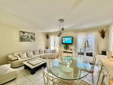 Family home of 136 m2 on a landscaped garden of 301 m2