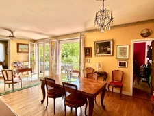 ST GERMAIN Maison 210 m² à 5 mn à pied du Lycée International - rare