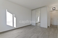 Dpt Yvelines (78), for sale MAISONS LAFFITTE 4-room apartment of 100 m²