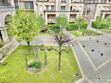 Beautiful apartment with terrace in the heart of the city, close to everything.
