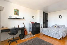 Maison à vendre 7 pièces LE MESNIL LE ROI (78)