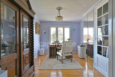 ST GERMAIN house of 210 m² 5 minutes from the International High School