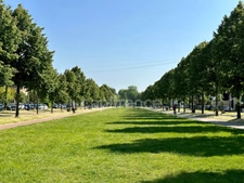 Un havre de paix dans le PARC à 15 mn à pied de la gare : Maison de famille 259 m²
