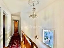 ST GERMAIN Maison 210 m² à 5 mn à pied du Lycée International - rare