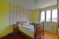 ST GERMAIN house of 210 m² 5 minutes from the International High School