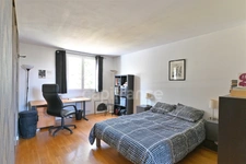 Maison à vendre 7 pièces LE MESNIL LE ROI (78)