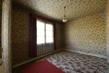 CHATELLERAULT MAISON DE VILLE 85 M² TROIS CHAMBRES JARDIN 70.000 EUROS