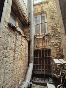 Immeuble d'habitation avec boutique à vendre NIORT (79)