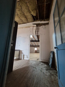 Immeuble d'habitation avec boutique à vendre NIORT (79)