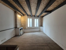 Immeuble d'habitation avec boutique à vendre NIORT (79)
