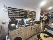 Boutique commerciale et son duplex de stockage à aménager, à vendre hypercentre NIORT (79)