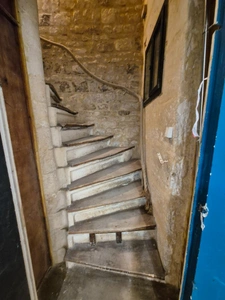 Immeuble d'habitation avec boutique à vendre NIORT (79)