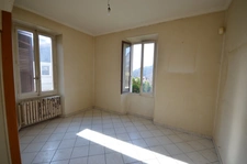 Maison à fort potentiel à Ugine – Idéal investisseur ou projet locatif