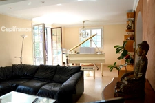 Maison familiale à vendre à Grignon — 6 chambres, piscine et grand terrain