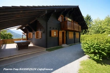 Chalet avec vue panoramique, piscine chauffée et T2 indépendant