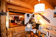 A vendre sur 2,4 ha en pleine nature 1 Chalet Rénové + 1 ancien chalet à réhabiliter