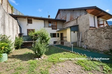 Appartement T3 duplex 76m2 au cœur de la cité médiévale de Conflans